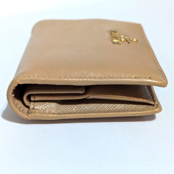 Prada Saffiano Leather Small Bifold Wallet. - Picture 8 of 16